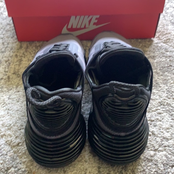 Brand New Nike Air Max 2090 - Picture 3 of 9